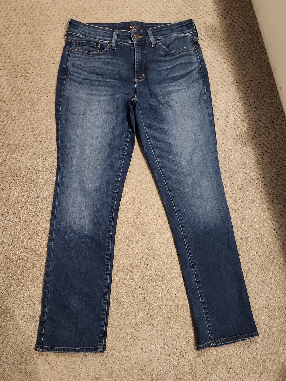 NEW* NYDJ (Not Your Daughter's Jeans) Women's Straight-Leg Jeans " SHERI" SLIM 8